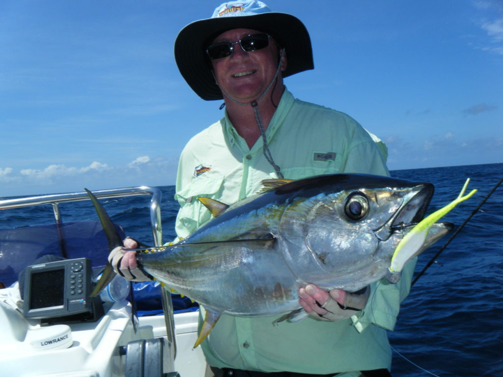 Yellowfin Tuna (28) Yellowfin Tuna (28)