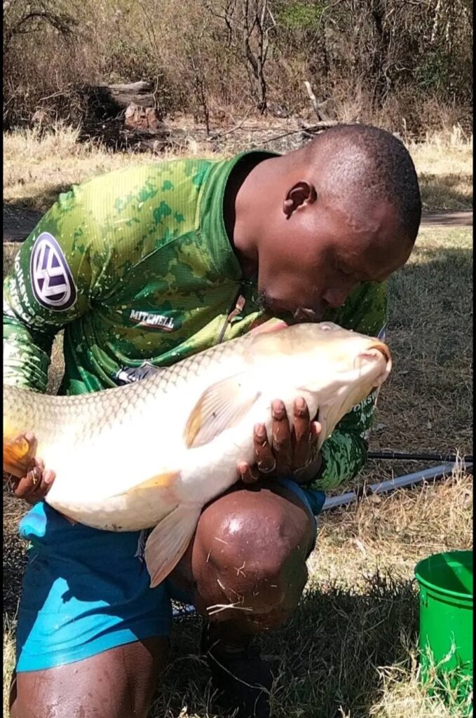 1000020201 For the love of fishing 🎣#carp care..💞💕🎣❣️😘